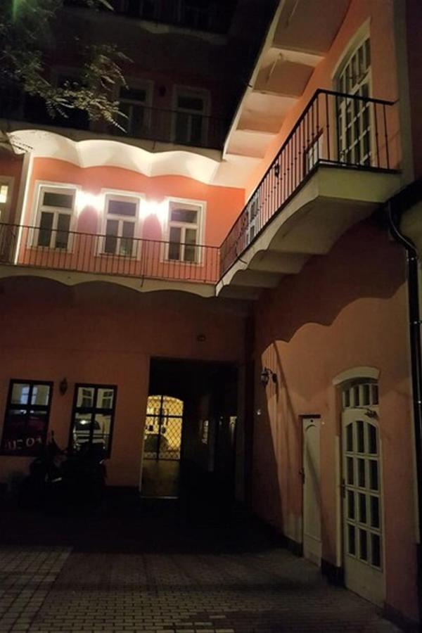 Apartment Near Congress Centre I. Praga Exterior foto
